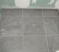 Carrelage SDB bas