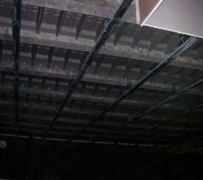 03 dec : pose rails plafond rdc