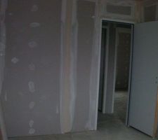 06 dec : joints du placo à l'étage