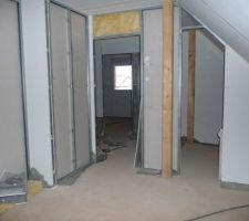 Chambre parentale, avec dressing sur la droite