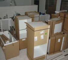 La livraison des cartons de la cuisine