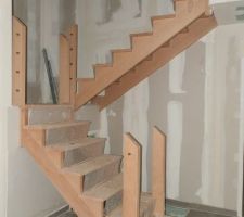 Escalier en cours de montage