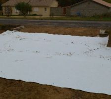 Mise en place du g&eacute;otextile