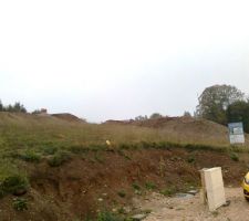 Le terrain le matin avant le début des travaux.