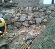 Enrochement en cours