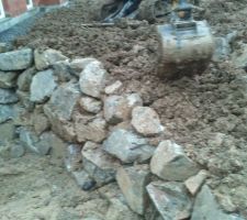 Enrochement en cours