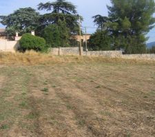 Vue vers l'Est et le couvent