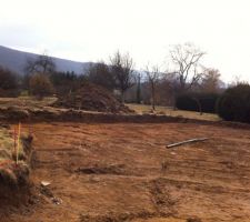 D&eacute;but des travaux du lotissement avec notre terrain au bout de la rue