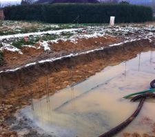 La première interruption de chantier suite a des temperatures négatives, ne permettant pas de poursuivre le chantier. Reprise la semaine suivante