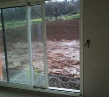 Vue de la terrasse &agrave; partir du rez de chauss&eacute;e (cuisine)