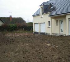 Remblaiement du pourtour de la maison