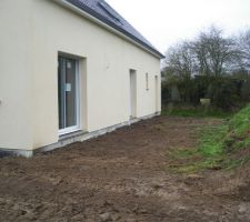 Remblaiement du pourtour de la maison