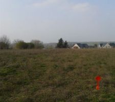 Les bornes commencent &agrave; &ecirc;tre pos&eacute;es un peu partout dans le lotissement