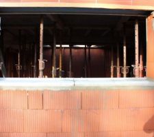 Pose des appuis de fen&ecirc;tre