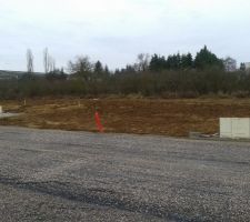 Sous couche route devant terrain