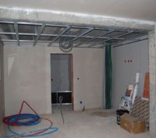 Cuisine, faux plafond.
