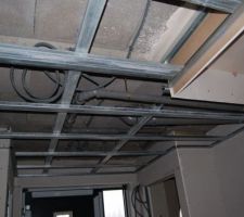 Faux plafond entrée et evacuation SDB étage