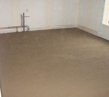 Chape avant carrelage