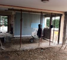 Dans la foulée on casse la dalle pour augmenter la hauteur sous plafond