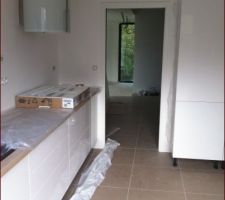 Perspective cuisine, salle &agrave; manger et salon.