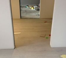 Parquet chambre et dressing communiquant