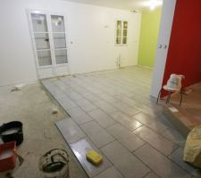 Petit avancement du carrelage dans "l'espace SAM" ... En p&egrave;re peinard cet apr&egrave;s midi