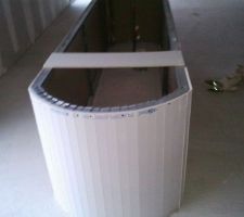 Voici comment faire un arrondi en placo pour la futur plan de travail cuisine