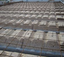 Plancher en rectolight pour la partie habitable avec rupteurs de ponts thermique