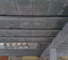 Fourreaux pour faux plafond en placo au RDC