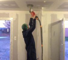 Merci &agrave; la ponceuse girafe, qui nous a fait gagner un temps pr&eacute;cieux !