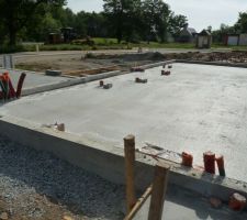 Emplacement du split du ballon ECS et de l'alimentation propane (en bas &agrave; droite de la photo)