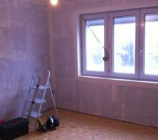 Sous couche sur ancienne peinture.