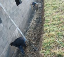 J45_Support en pente pour le drain.