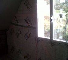 L'isolation doit &ecirc;tre m&eacute;ticuleuse et n&eacute;cessite un plus grand soin lors de sa mise en oeuvre