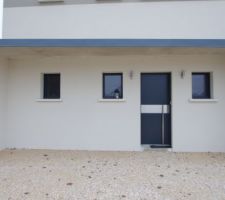 Casquette : rebord enfin fini avec une bande de rive RAL 7016