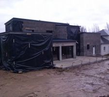 Opération bâchage maison