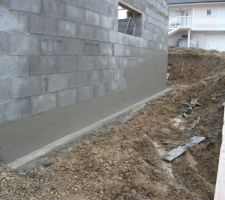J50_La couche d'&eacute;tanch&eacute;it&eacute; des murs ent&eacute;rr&eacute;s
