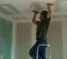 Pon&ccedil;age avant qu'on n'est une girafe...apr&egrave;s la remise des clefs.