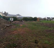 Terrain tout nu... Ca change!
