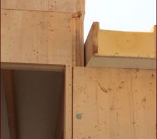 Constat photo après pose des murs 

mur extérieur : il manque un morceau