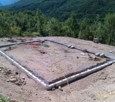 Apr&egrave;s la pioche, le b&eacute;ton.