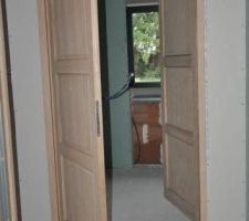 Les portes de la SDB et des WC