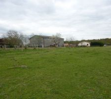 Vue du terrain (entr&eacute;e nord)