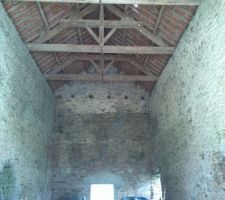 Pièces centrales de la maison où deux planchers seront créés. RDC (Salon, Salle de Bain, Dressing, Chambre Parentale). Etage (Chambre 2 Et 3 en duplex sur deux étages, Chambre 4, Salle de Bain, WC).