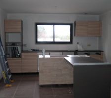 Pose de la cuisine au 2eme jour!