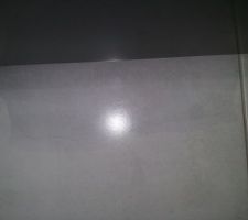 T&acirc;ches sur le carrelage qui progressent...