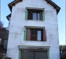 Vue d?ext&eacute;rieur , &ccedil;a fait pas r&ecirc;ver tout le monde mais nous on est comme sur un nuage  !