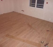 Le parquet dans la chambre parentale