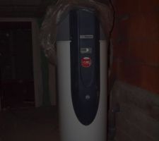 Chauffe eau thermodynamique en attente instalation