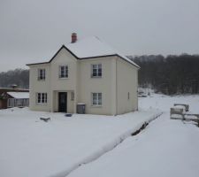 La maison sous la neige